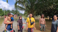 90% Pemukiman Penduduk Terendam Banjir, Kades Lubuk Sitarak Inhu Himbau Warganya Tetap Waspada