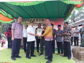 Terimakasih.....,! Gubernur Riau H Syamsuar Resmikan Penegerian SMK N 1 Langgam di Tasik Indah
