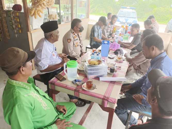 Jumat Curhat Rutin Oleh Polsek Minas, Masyarakat Minas Barat Keluhkan Temapt Perjudian Dan Kenakalan Remaja 