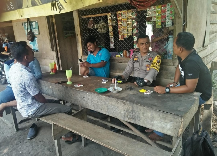 Jum'at Curhat: Personil Polsek Tambusai Dialog & Tanya Jawab Dengan Masyarakat