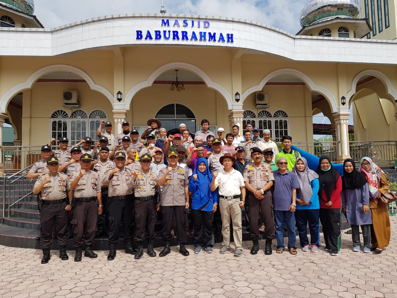 Polsek Mandau Polres Bengkalis Kembali Adakan Giat Bersih-bersih Sehat