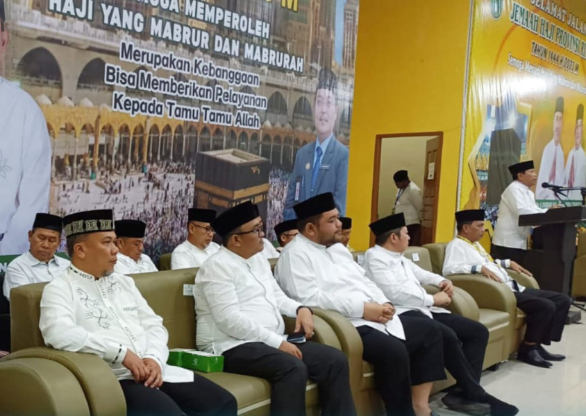 Lepas JCH, Bupati Rohul Minta Keluarga Doakan Para JCH Selama Menunaikan Ibadah Haji