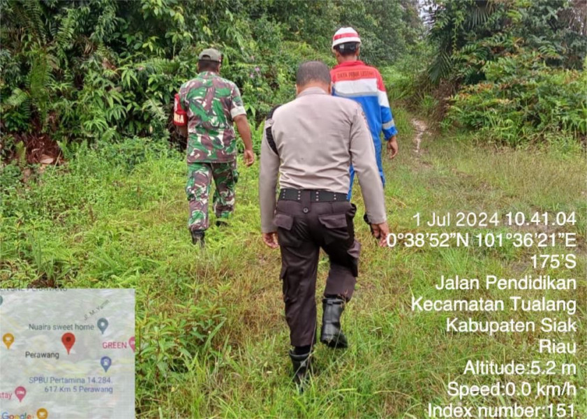 Bersama Warga Binaan, Sertu Sahidin Patroli Gabungan Rutin Antisipasi Karhutla di Kampung Pinang Sebatang