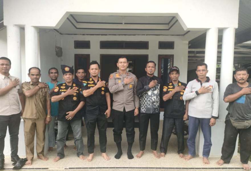 Kapolsek Langgam Lakukan Sosialisasi Pilkada Damai untuk Ciptakan Situasi Kamtibmas yang Aman