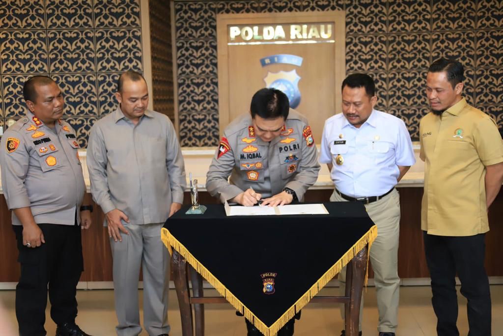 Polda Riau Terima Hibah Tanah 20 Ha Dari Pemkab Kampar, Irjen Iqbal Ucapkan Terimakasih