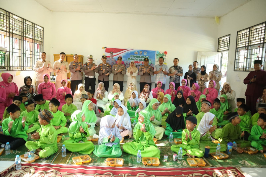 Dukung Program Makan Bergizi Gratis, Ini Sekolah yang Menjadi Sasaran Polres Inhu