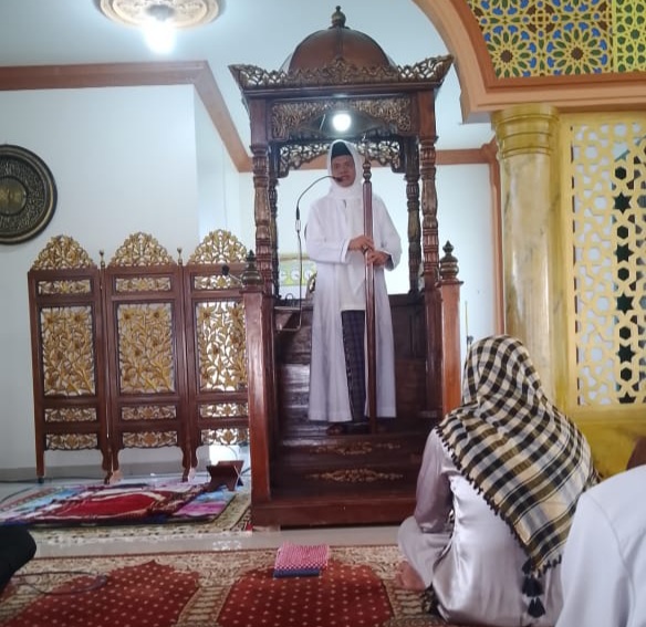 Menggapai Pemilu Berkah, Ketua Bawaslu Inhil Laksanakan Safari Khutbah Ke-71