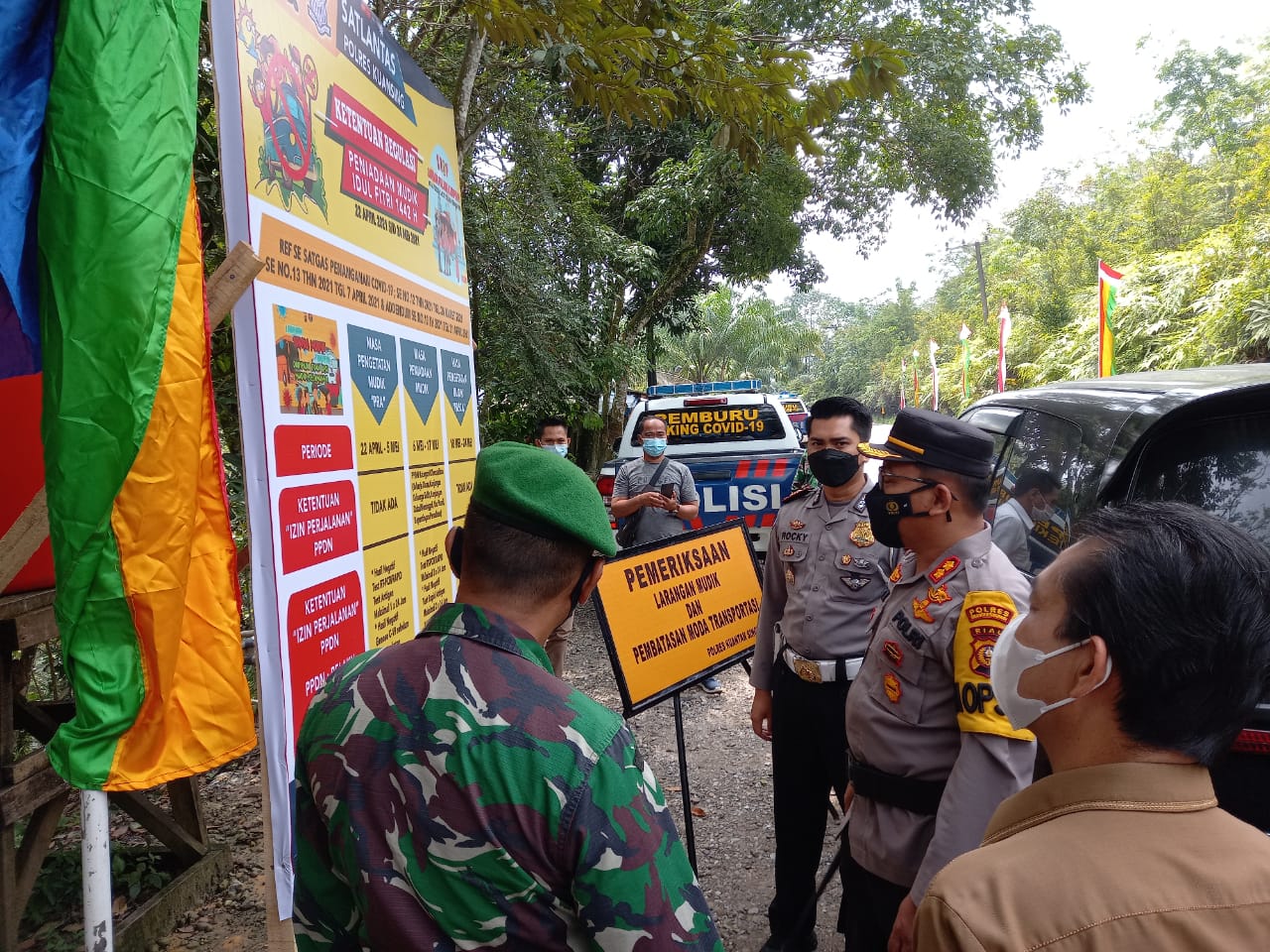 Kapolres Kuansing Tinjau Pos Penyekatan Arus Mudik  di Perbatasan Riau-Sumbar