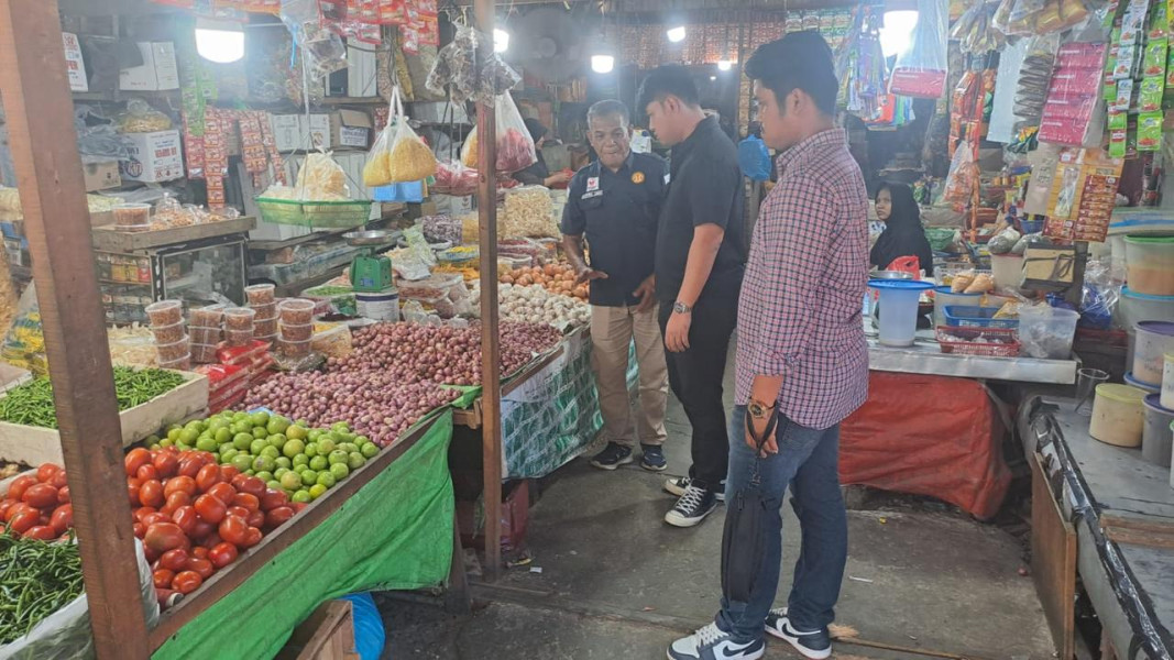 Sat Reskrim Polres Kampar Pantau Harga Pangan di Pasar Inpres Kota Bangkinang, Pastikan Ketersediaan dan Stabilitas Harga