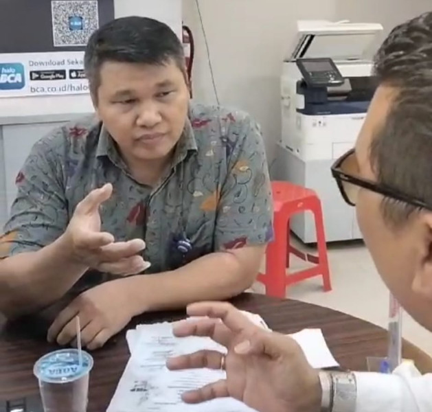 Kasus di BCA Pekanbaru Jadi Sorotan! Ketua KNPI Riau Bantu Janda Miskin Ini