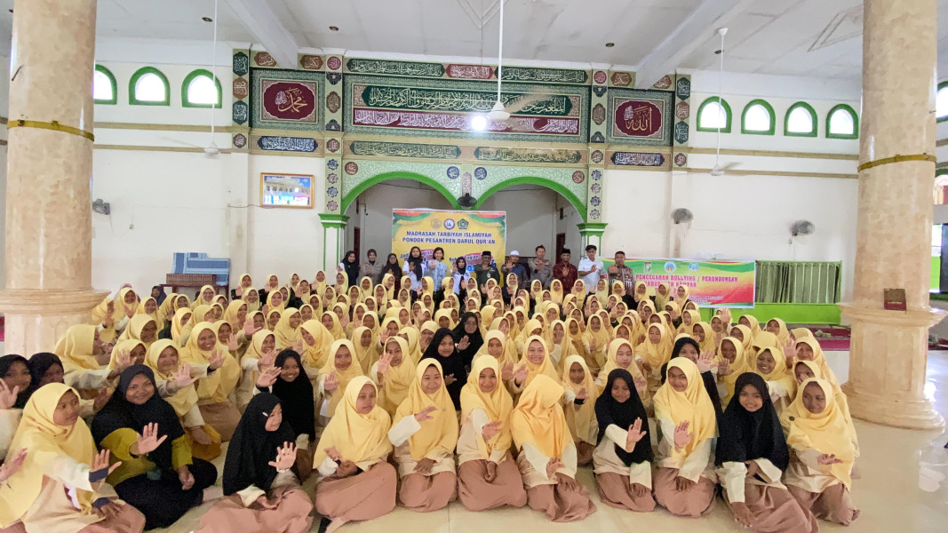 Polres Kampar Sosialisasi Pencegahan Bullying/Perundungan di  Pondok Pesantren Darul Qur'an