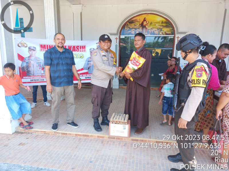 Giat Minggu Kasih Polsek Minas - Polres Siak Sambangi Jemaat Gereja GKPI di Kelurahan Minas Jaya