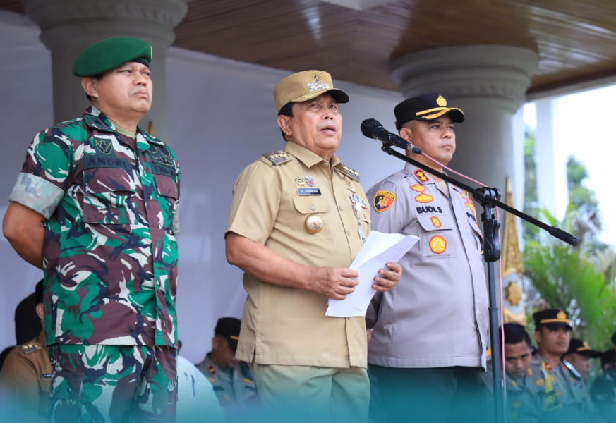 Pemkab Rohul Gelar Apel Akbar Linmas & Pergeseran Pasukan untuk Pengamanan Pemilu 2024