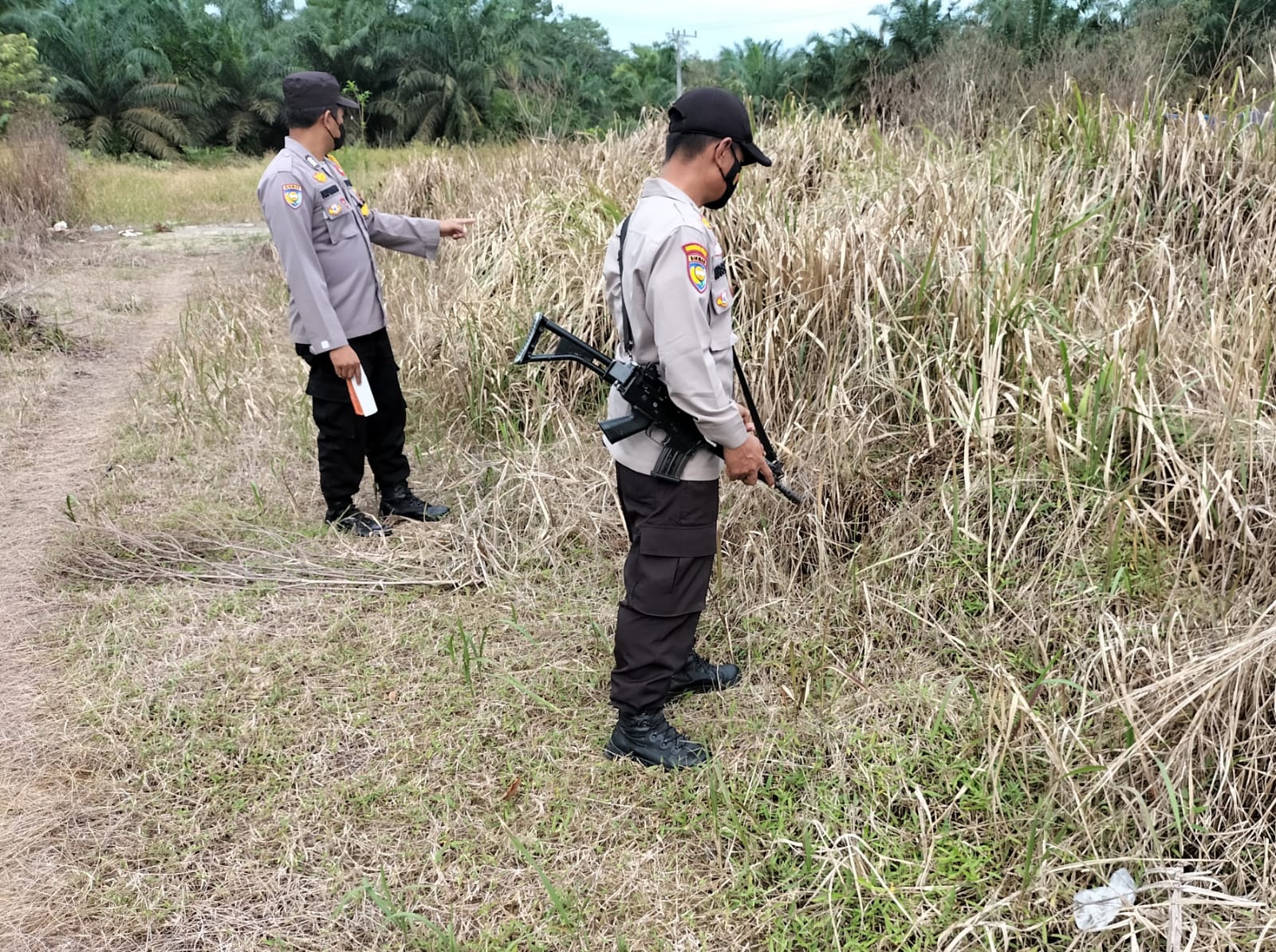 Sampaikan Isi Maklumat Kapolda Riau ke Masyarakat, Polsek Pangkalan Lesung Kembali Patroli