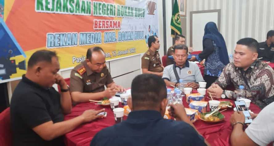 Gelar Coffe Morning, Kajari Rohul: Capaian Kinerja Kejari Rohul 300 Persen Tahun 2022