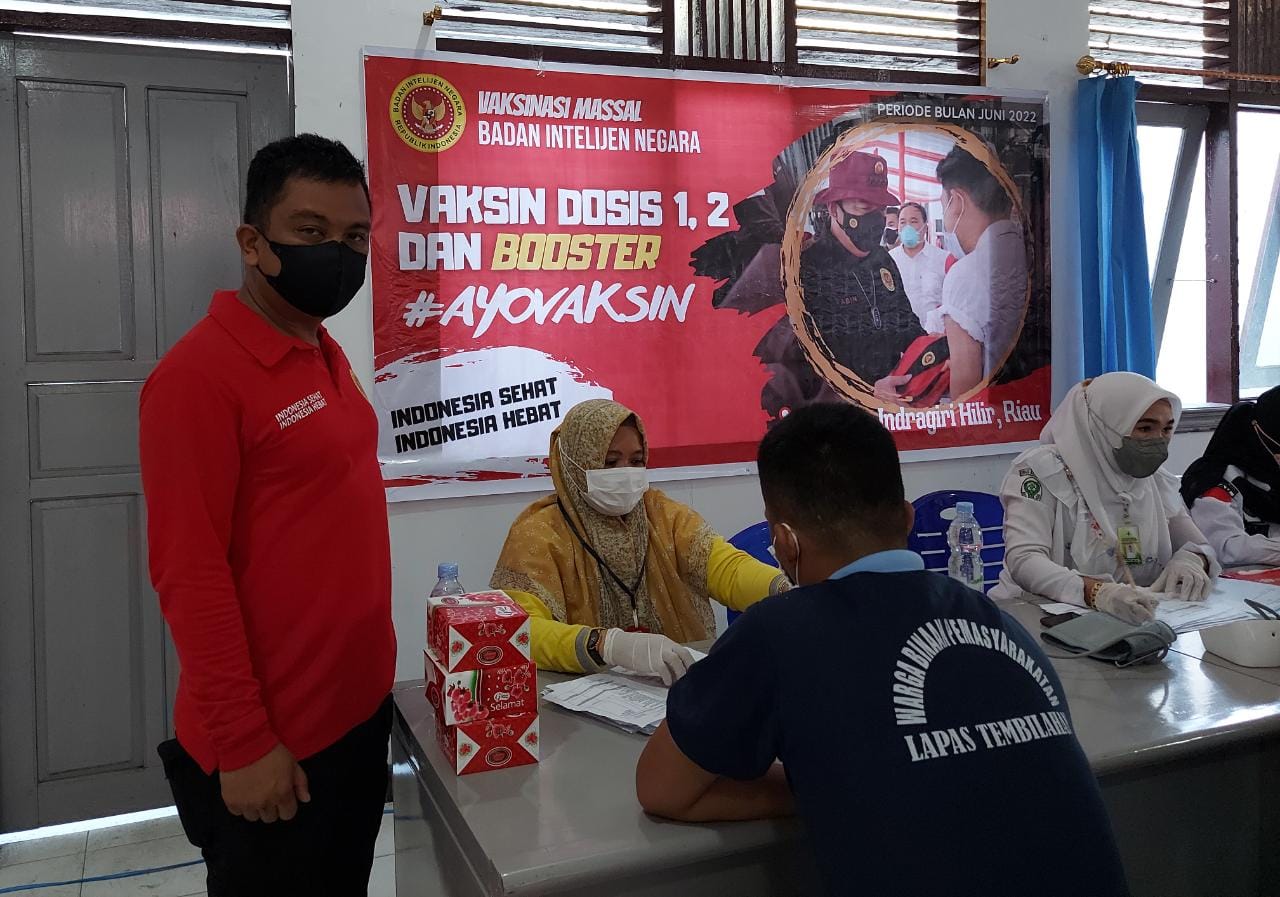 Binda & Kanwil Kemenkumham Gelar Vaksinasi Warga Lapas Kelas IIA Tembilahan & Rutan Kelas IIB Dumai