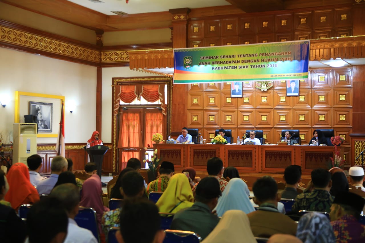 Syamsuar buka Seminar Tentang Penanganan Anak Berhadapan Dengan Hukum.