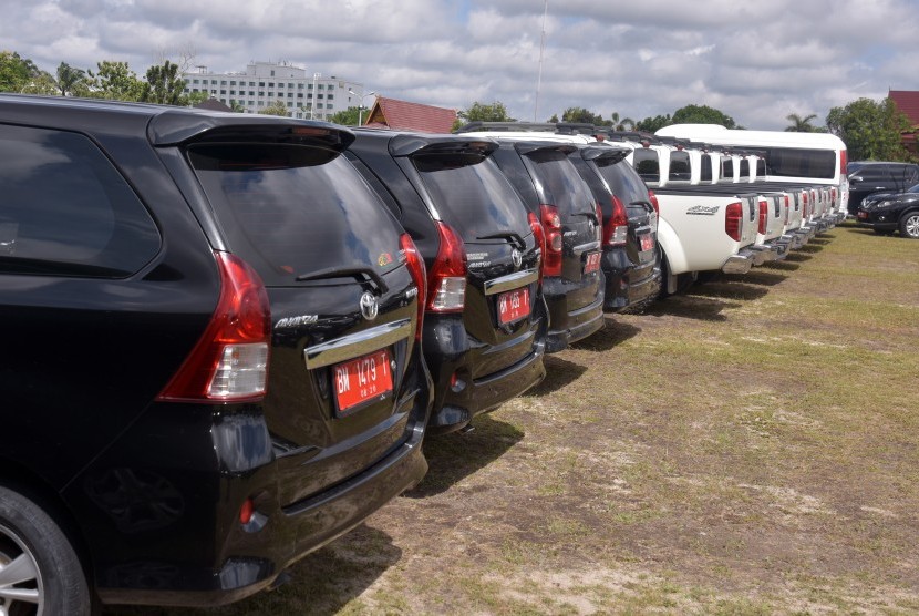 Pemprov Riau Sita Mobil Dinas Pejabat Yang Lebih Dari Satu