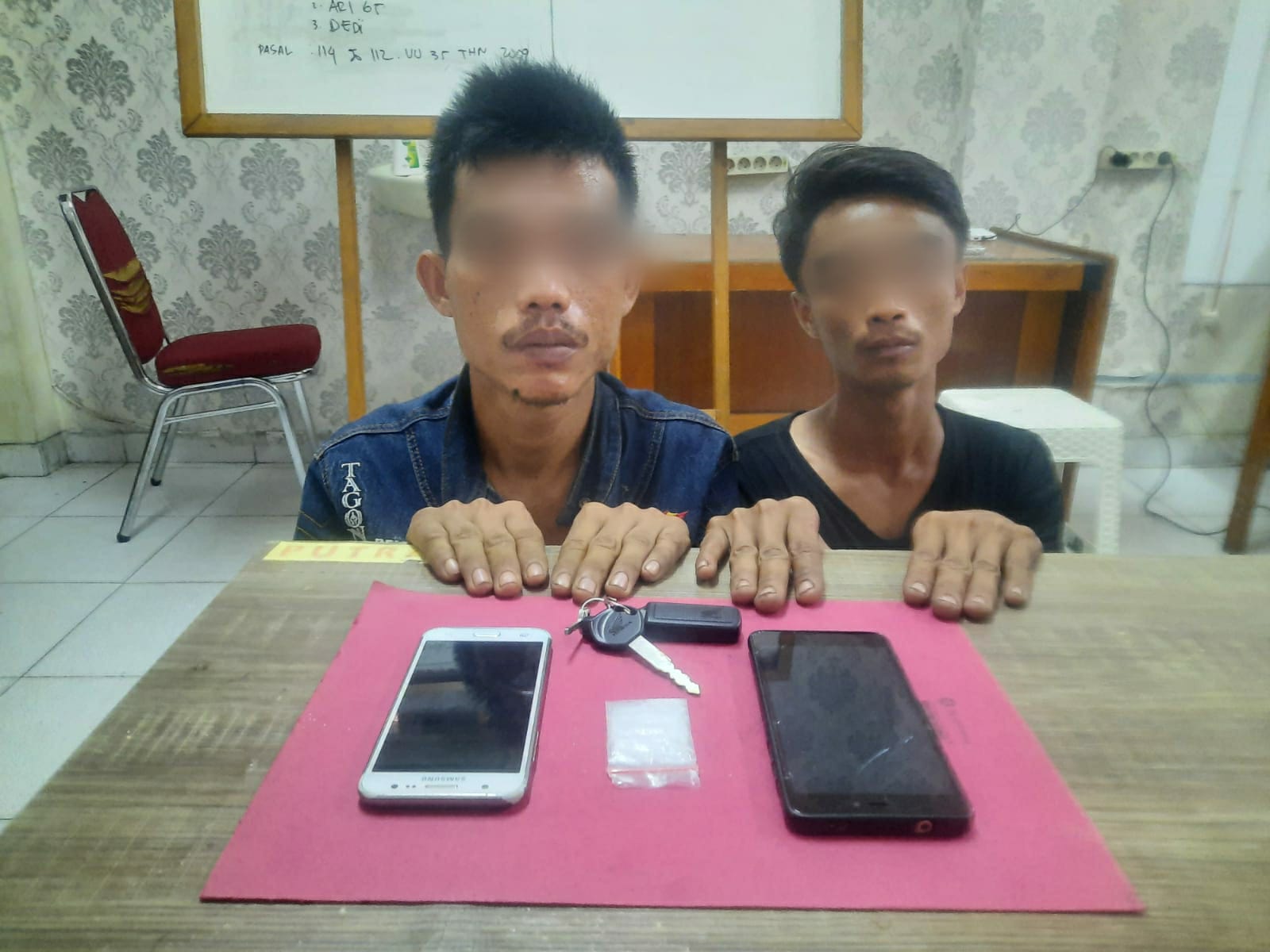 Dua Pria Pengedar Shabu di Kecamatan Tualang Ini Tak Berkutik Saat Diringkus Sat Narkoba Polres Siak