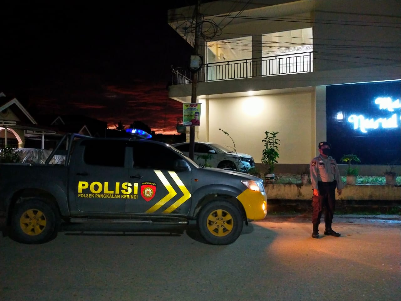 Personil Polsek Pangkalan Kerinci Patroli Pasca Sholat Shubuh di Wilayah Hukumnya