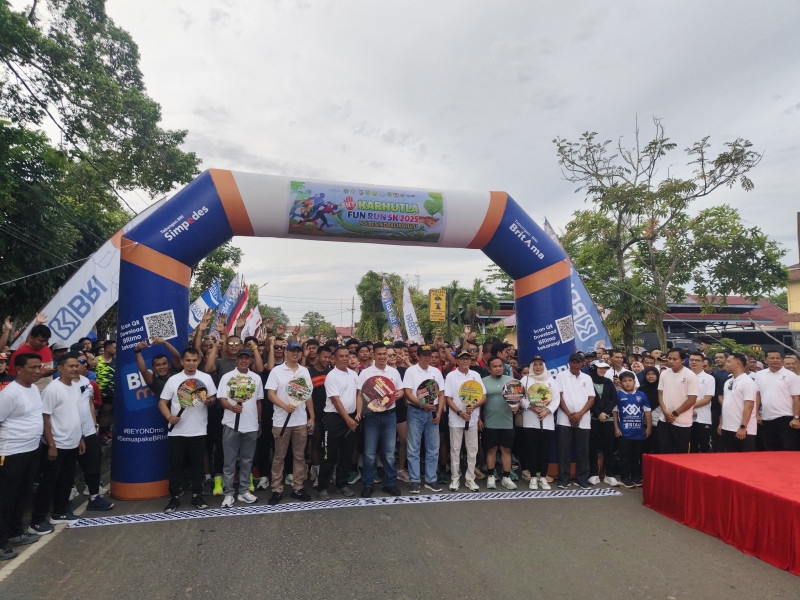 Kampanye Anti Karhutla, Ribuan Warga Inhu Ikuti Fun Run yang Diadakan Polres Inhu