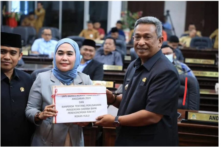 DPRD Rokan Hulu Gelar Rapat Paripurna Penyampaian LKPJ TA. 2024