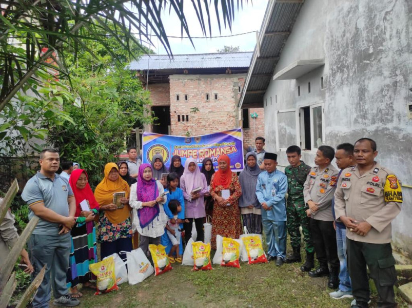 Tim Jumpe Romansa Polda Riau Kembali Salurkan Bantuan Kepada Warga Kurang Mampu