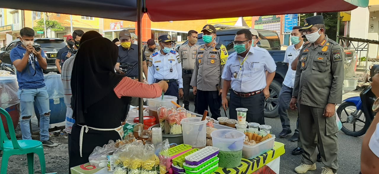 Forkopimda Kampar Tinjau Aktivitas Pasar Ramadhan di Kawasan Pasar Atas Bangkinang