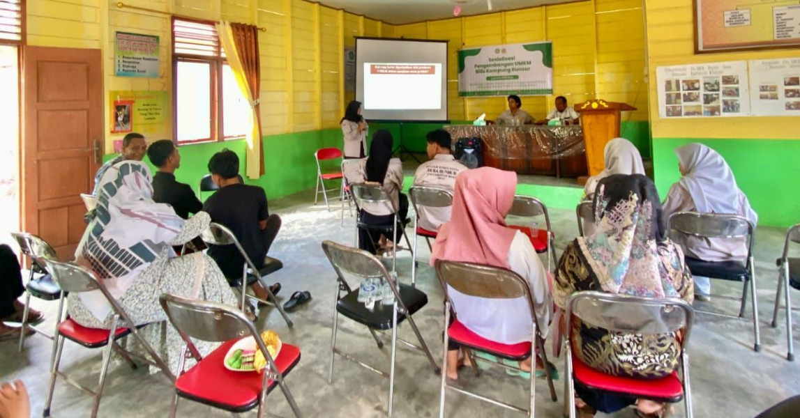 Mahasiswa Kukerta UNRI Beri Edukasi Pemanfaatan Teknologi Kepada Pelaku UMKM