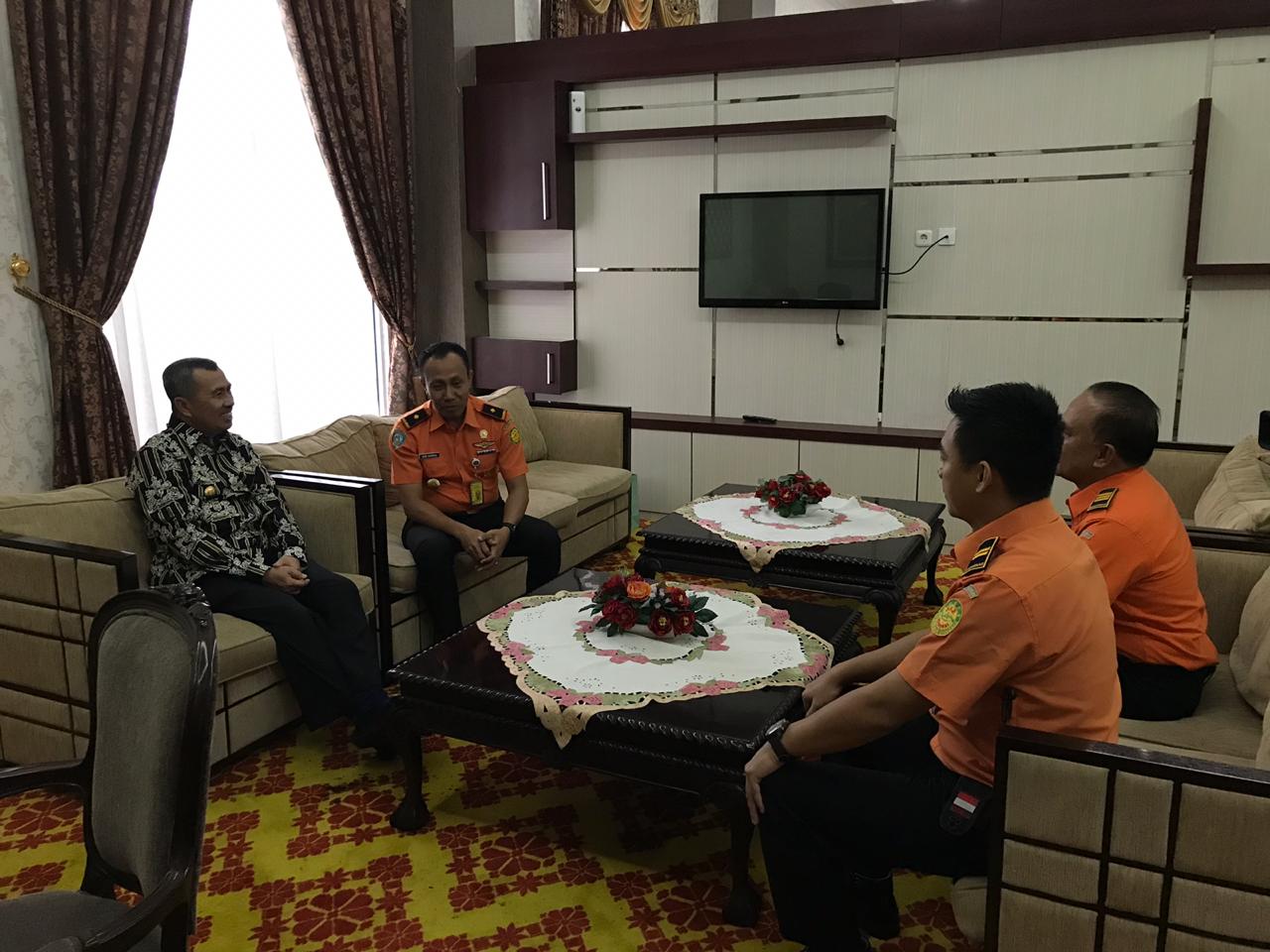 Kepala Basarnas Temui Gubernur Riau, Syamsuar : Terima Kasih Atas Dedikasinya Memberikan Bantuan