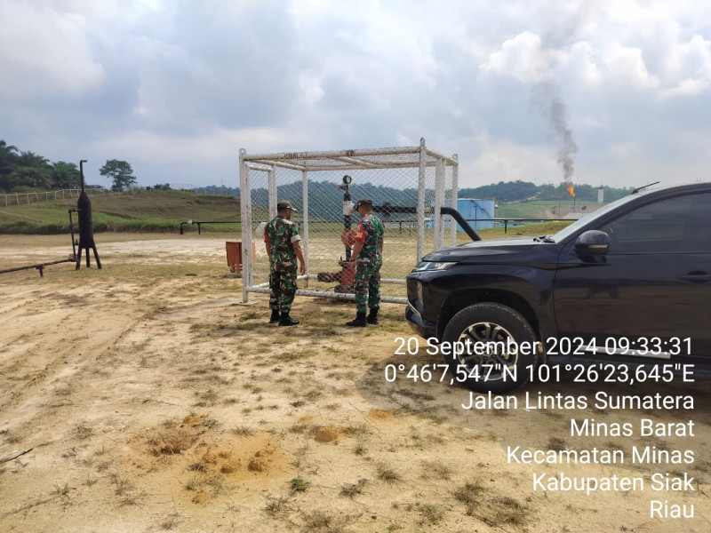 Babinsa Koramil 30/Minas Aktif Patroli Penguatan Binter SKK Migas Dan Juga Lakukan Komsos