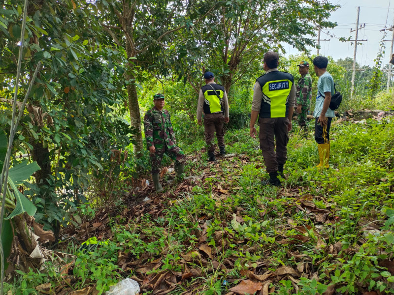 Babinsa Serda Heppy Setiawan Patroli Pencegahan Karhutla, Situasi Terpantau Aman di Minas Timur