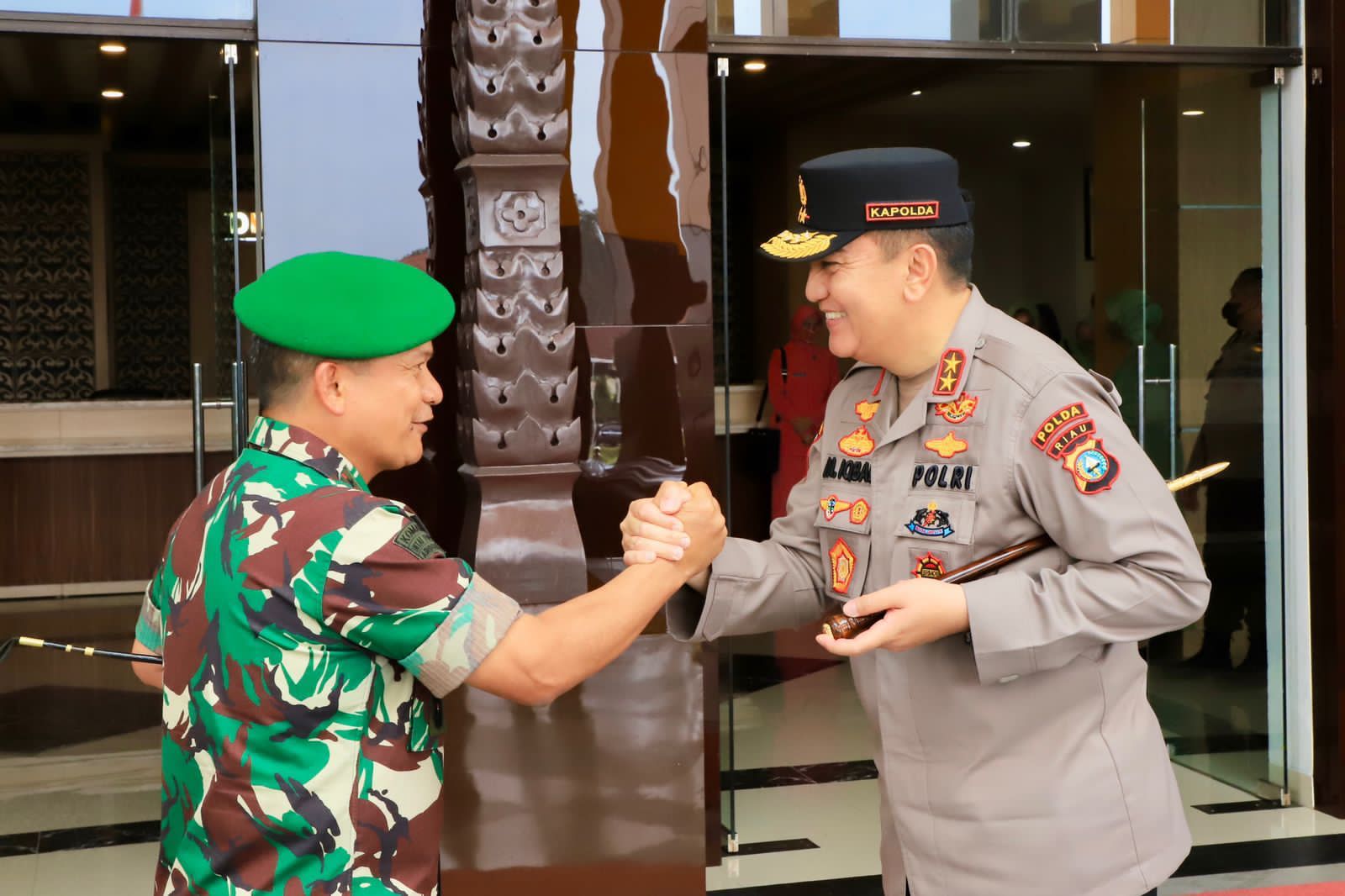 Berkunjung ke Polda Riau, Pangdam I BB Sampaikan Apresiasi Jalinan Sinergitas TNI Polri