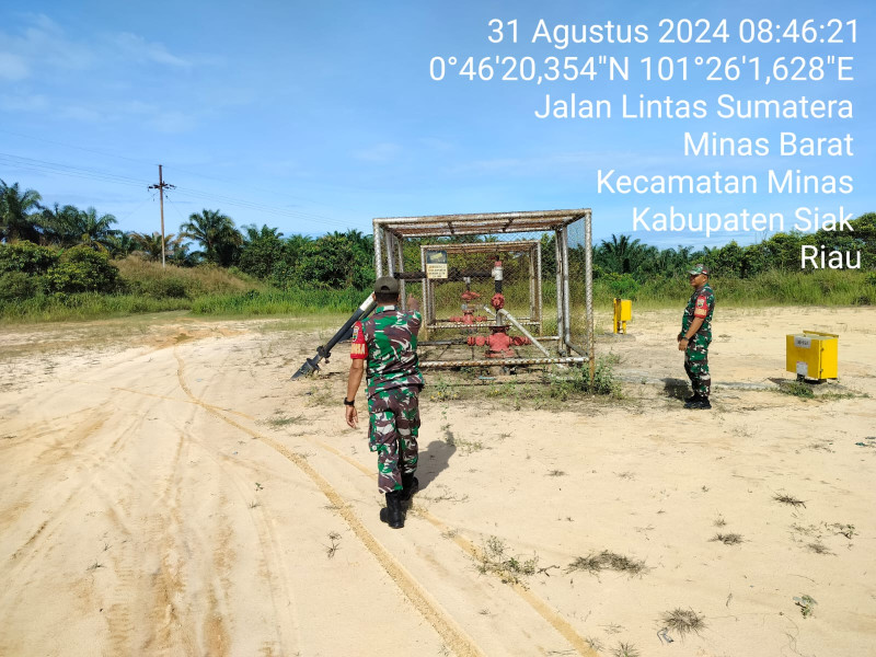 Penguatan Binter SKK Migas di Area 3 PHR, Serka R. Girsang dan Kopda AKP Hutagalung Lakukan Giat Patroli Serta Komsos