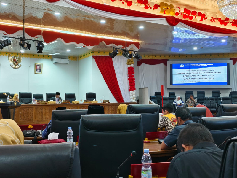 Sidang Paripurna Waka DPRD Kampar Penetapan Fraksi Periode 2024-2029