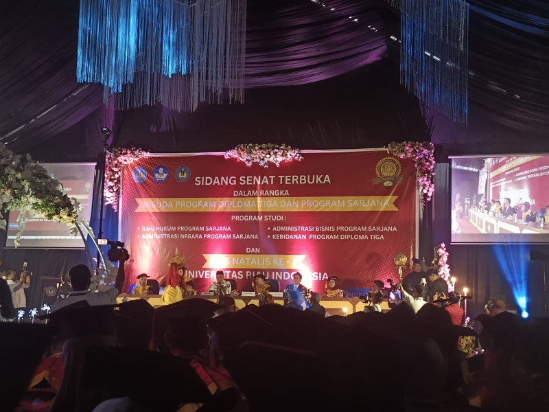 Unrida Wisuda 137 Mahasiswa dan Rayakan Diesnatalis Ke-2 Unrida Wisuda 137 Mahasiswa dan Rayakan Diesnatalis Ke-2