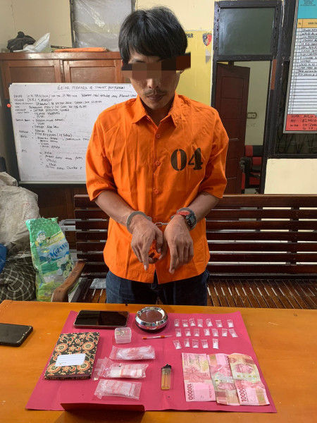 19 Paket Sabu-sabu Siap Edar Diamankan Dari Warga Desa Laboy Jaya Oleh Polsek Tapung