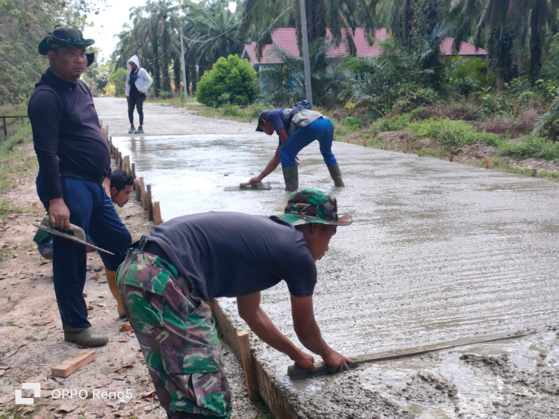 Pada Hari Ke-10 TMMD ke-119 Kodim 0322/Siak, Peningkatan Ruas Jalan Capai Progres 54%