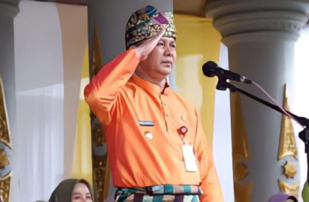 H. Indra Gunawan Bertindak Sebagai Inspektur Upacara HUT Provinsi Riau Ke 66 Tingkat Kabupaten Rohul