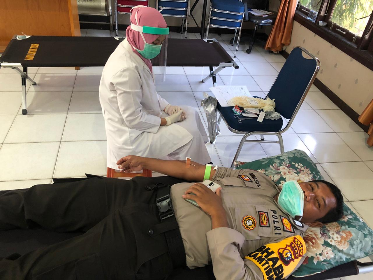 Polres Siak bantu PMI Dengan Gelar Donor Darah