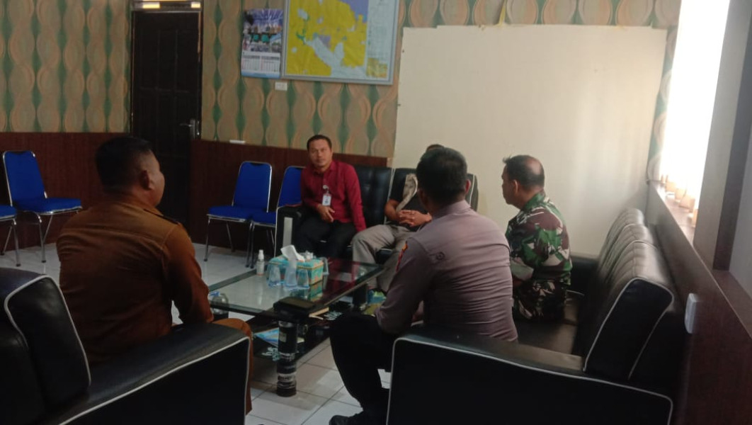 Serma Benriyadi Ikuti Pelaksanaan Rapat Koordinasi Tahapan Pemilu 2024 di Kecamatan Sungai Mandau