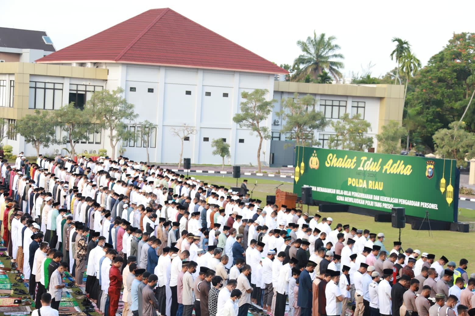 Gandeng PHBI, Polda Riau Gelar Sholat Id Bersama Masyarakat, 207 Hewan Qurban Didistribusikan