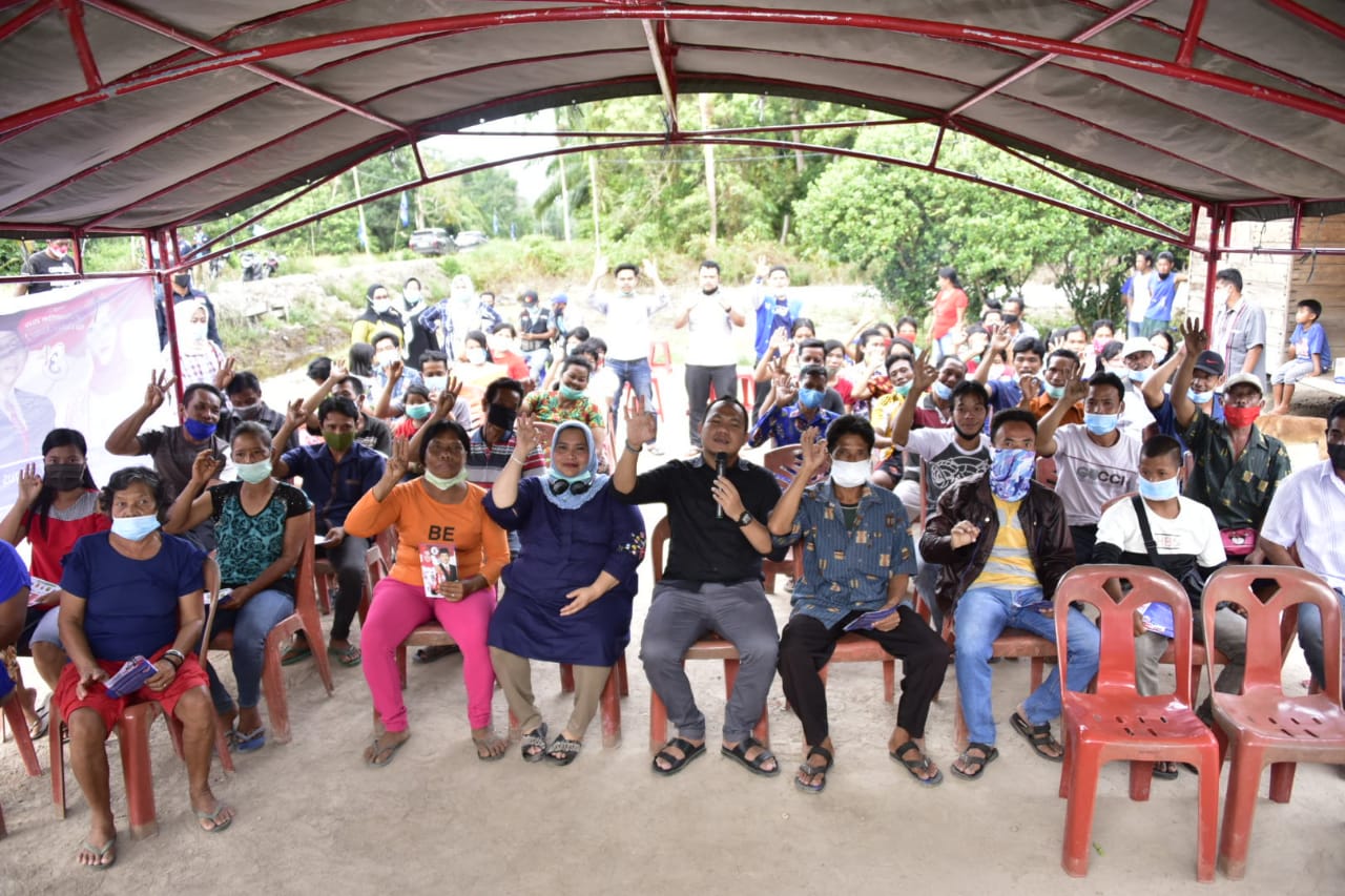 Kampanye di Suku Akit Rupat, Kasmarni Siapkan Beasiswa S1 Untuk KAT