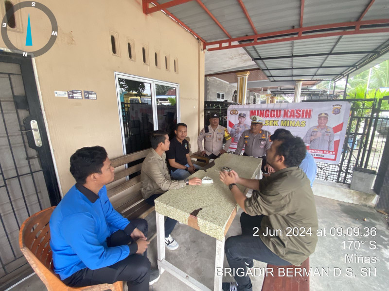 Hari Ini Polsek Minas Sambangi Jemaat Gereja GKPI Untuk Lakukan Giat Minggu Kasih