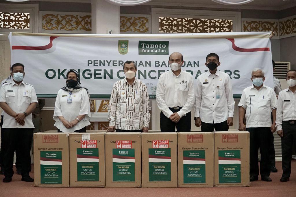 Tanoto Foundation Donasikan Konsentrator Oksigen Kepada Pemprov Riau
