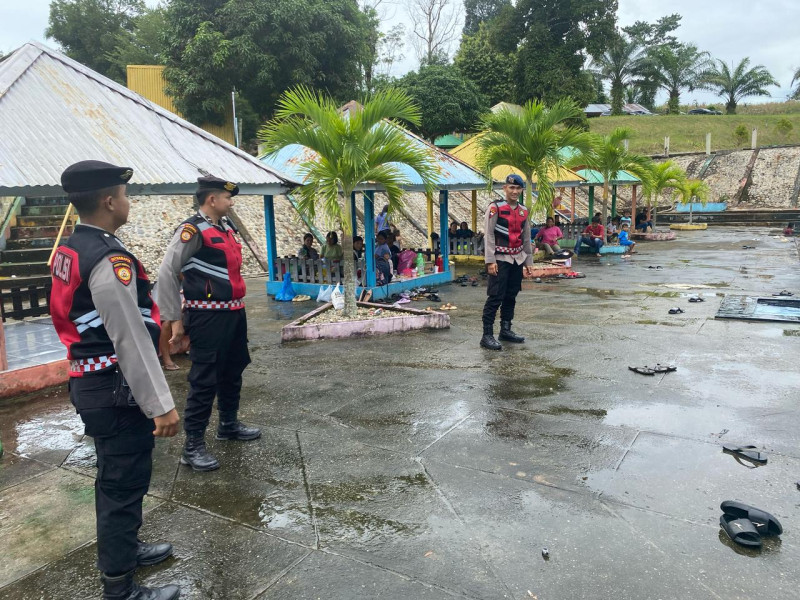 Dalam Suasana Hari Raya Idul Fitri 2025, Polres Rohul Lakukan Kegiatan Patroli Tempat Wisata