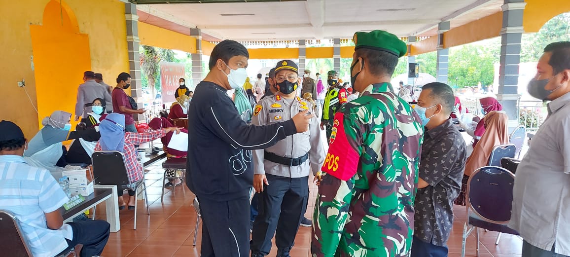 Bupati Kuansing Sampaikan Apresiasi Pelaksanaan Vaksinasi Massal Hari Bhayangkara ke-75 di Kuansing
