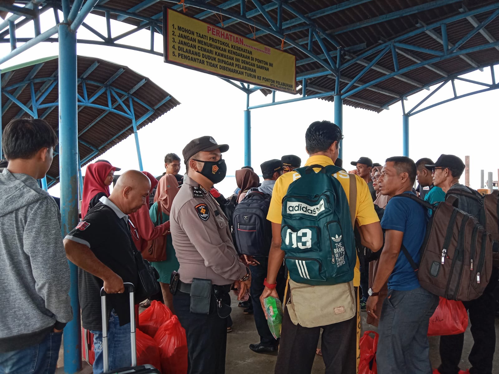 Polsek Kuala Kampar Giat Pengamanan & Pelayanan  Penumpang Speedboat