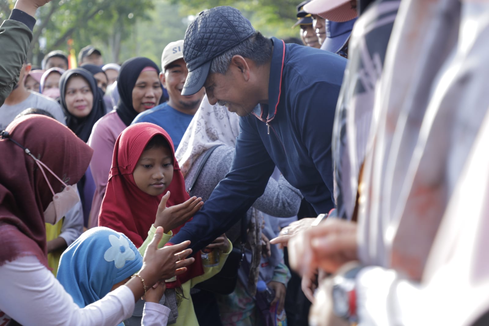 Peringati HUT Kabupaten Siak ke 23, Pemkab Siak Gelar Jalan Santai