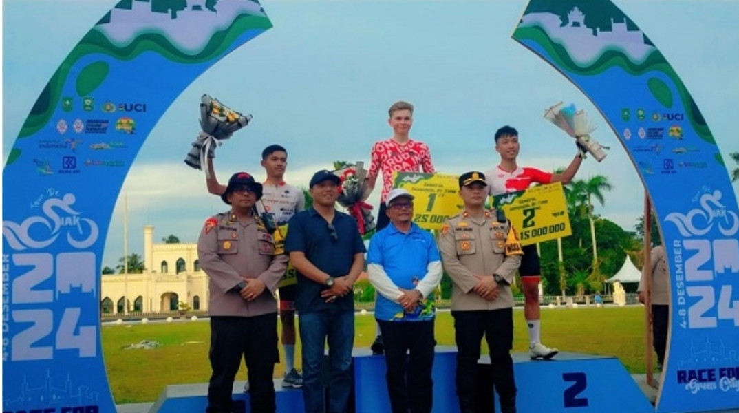 Jack Drage, Pebalap Selandia Baru, Taklukkan Etape 1 Tour de Siak Dengan Dramatis